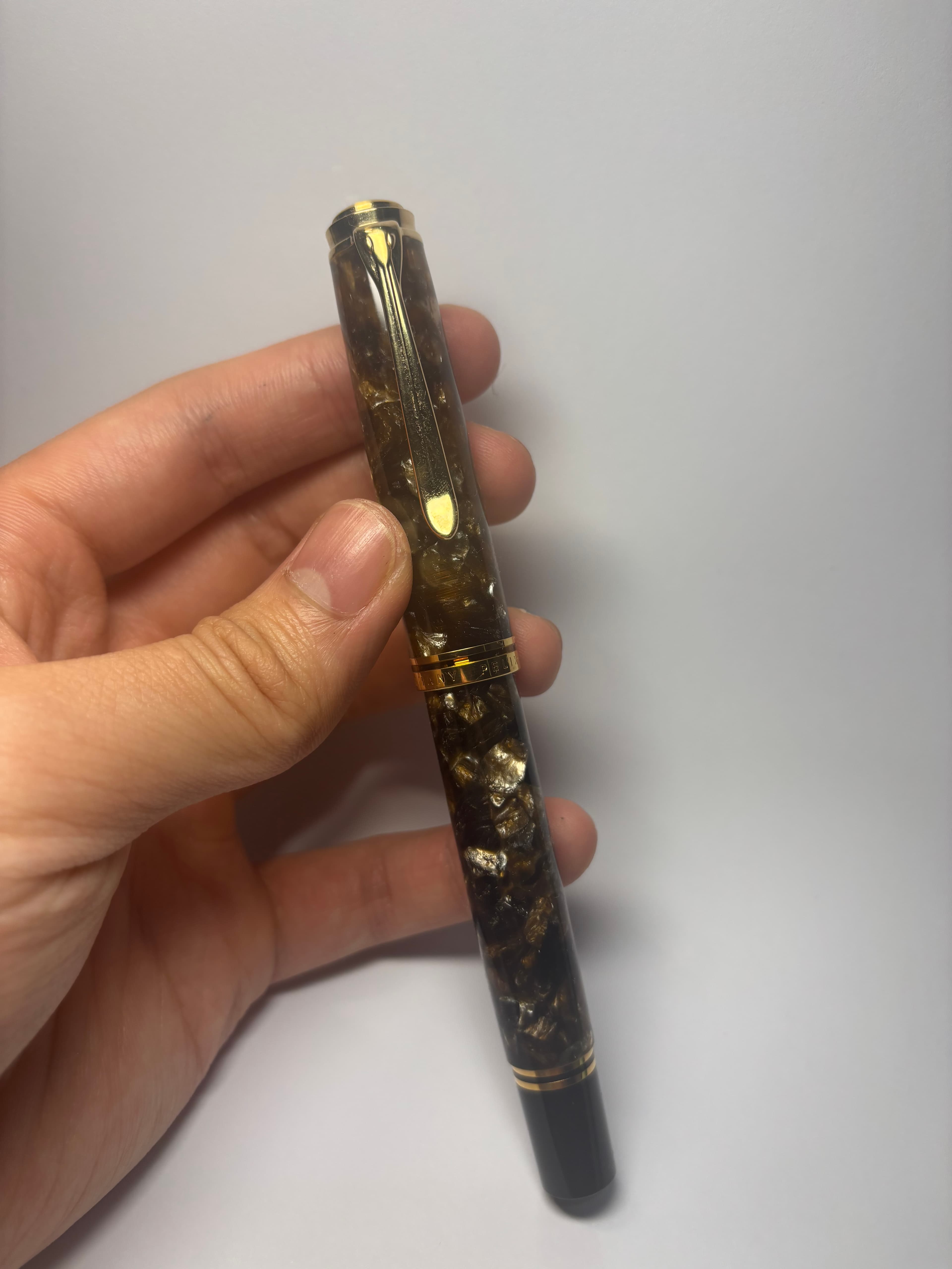 Pelikan M800 Renaissance Brown